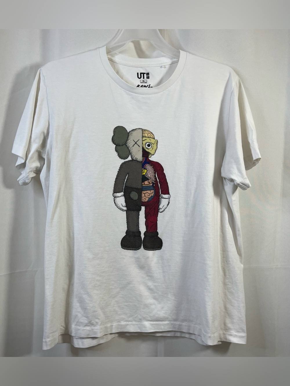 Uniqlo X Kaws Companion Art Figure Graphic Print Shirt Mens XL White